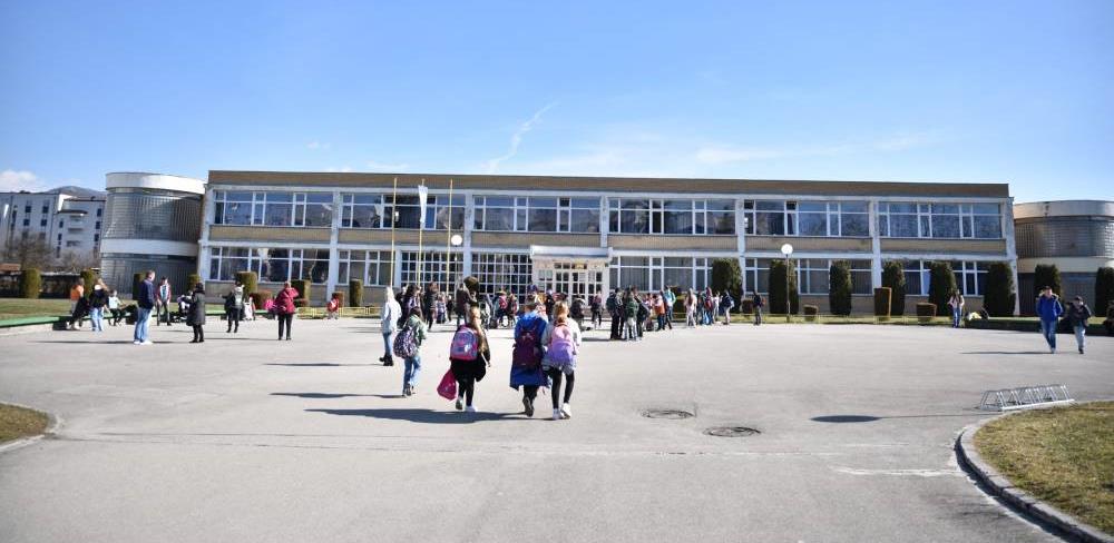 ŠK.2023/2024 GODINA POČINJE 01.09.2023. U PETAK